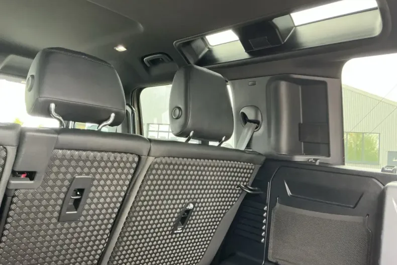 Land Rover Defender din 2024 cu 19.389 km - oferta LAN131029 - foto 20