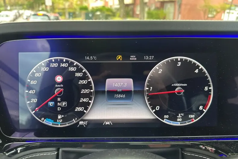 Mercedes-Benz G 400 din 2023 cu 16.000 km - oferta MER131039 - foto 14