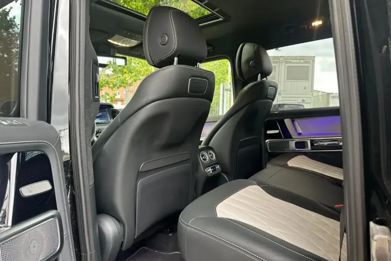 Mercedes-Benz G 400 din 2023 cu 16.000 km - oferta MER131039 - foto 20