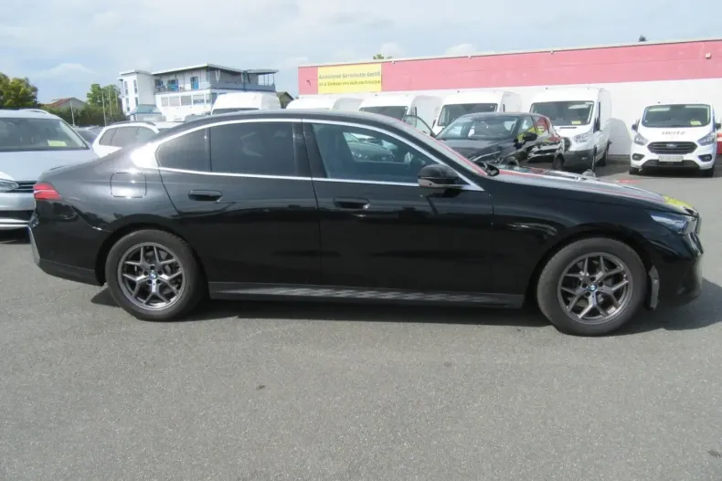 BMW 520 din 2024 cu 25.000 km - oferta BMW131041 - foto 2