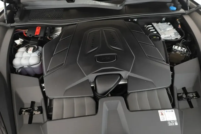 Porsche Cayenne din 2024 cu 30.000 km - oferta POR131045 - foto 17