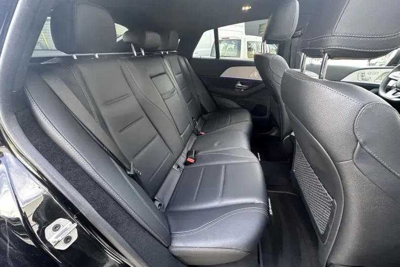 Mercedes-Benz GLE 400 din 2023 cu 21.220 km - oferta MER131070 - foto 6