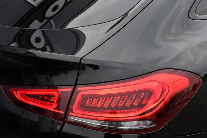 Mercedes-Benz GLE 400 din 2023 cu 49.000 km - oferta MER131071 - foto 10