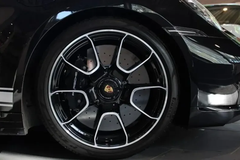 Porsche 911 din 2023 cu 17.992 km - oferta POR131078 - foto 2