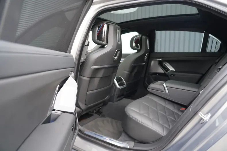 BMW 740 din 2024 cu 25.000 km - oferta BMW131079 - foto 10