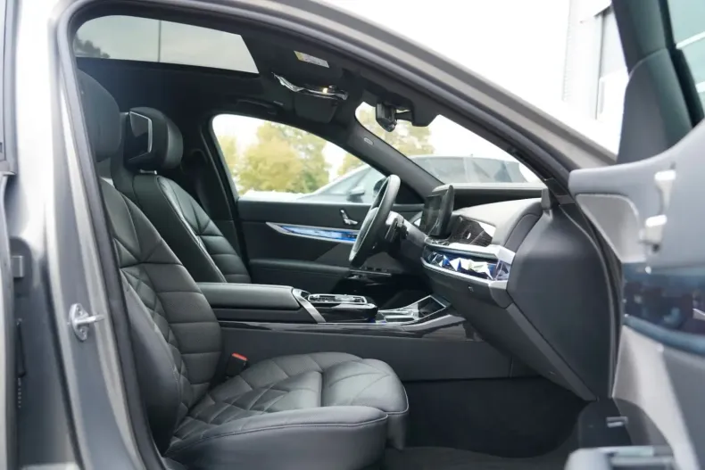 BMW 740 din 2024 cu 25.000 km - oferta BMW131079 - foto 20