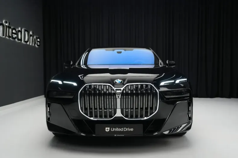 BMW 740 din 2024 cu 15.050 km - oferta BMW131080 - foto 2