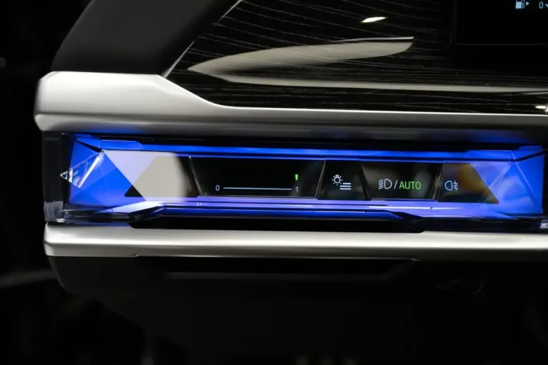 BMW 740 din 2024 cu 15.050 km - oferta BMW131080 - foto 14