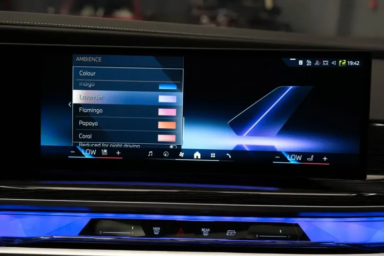 BMW 740 din 2024 cu 15.050 km - oferta BMW131080 - foto 20