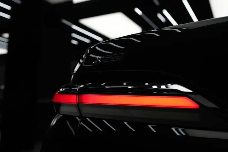 BMW 740 din 2024 cu 15.050 km - oferta BMW131080 - foto 31