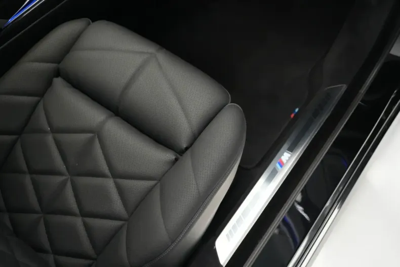 BMW 740 din 2024 cu 15.050 km - oferta BMW131080 - foto 33