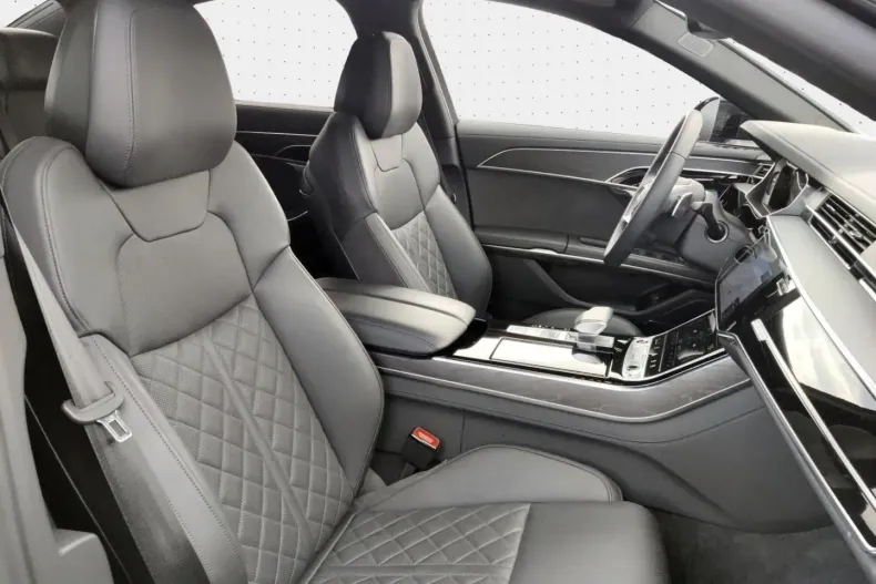 Audi A8 din 2025 cu 27.100 km - oferta AUD131085 - foto 6