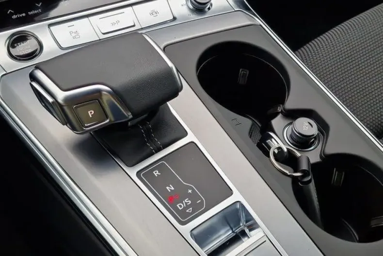 Audi A6 din 2024 cu 26.000 km - oferta AUD131089 - foto 17