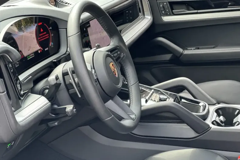Porsche Cayenne din 2023 cu 4.950 km - oferta POR131098 - foto 5