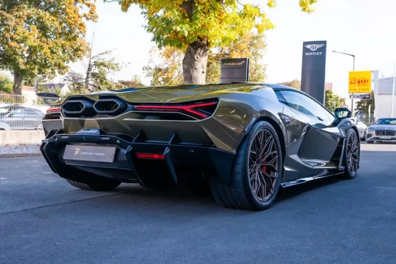 Lamborghini Revuelto din 2024 cu 3.490 km - oferta LAM131100 - foto 12