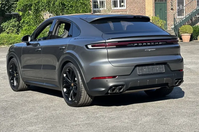 Porsche Cayenne din 2024 cu 8.500 km - oferta POR131104 - foto 21