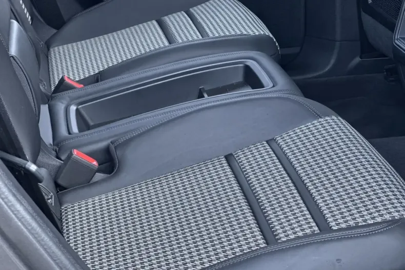 Porsche Cayenne din 2024 cu 8.500 km - oferta POR131104 - foto 24