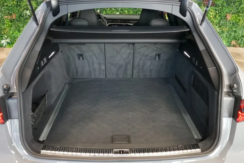 Audi RS6 din 2023 cu 32.895 km - oferta AUD131107 - foto 17