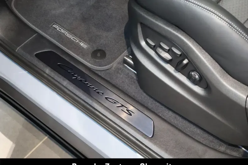 Porsche Cayenne din 2024 cu 19.750 km - oferta POR131108 - foto 26