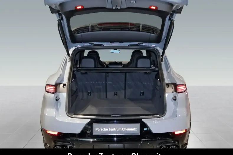 Porsche Cayenne din 2024 cu 19.750 km - oferta POR131108 - foto 40