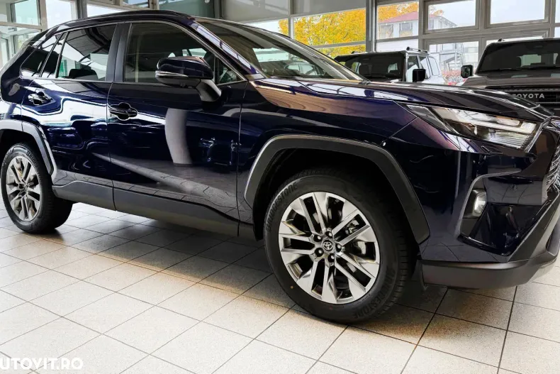 Toyota RAV4 din 2025 cu 10 km - oferta TOY131150 - foto 2