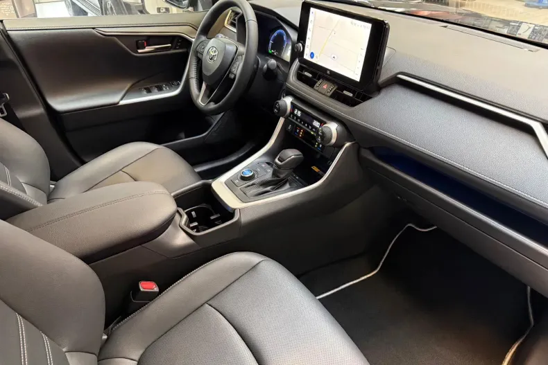 Toyota RAV4 din 2025 cu 10 km - oferta TOY131150 - foto 9