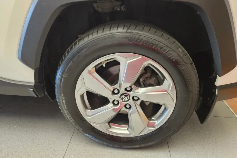 Toyota RAV4 din 2020 cu 128.000 km - oferta TOY131153 - foto 8