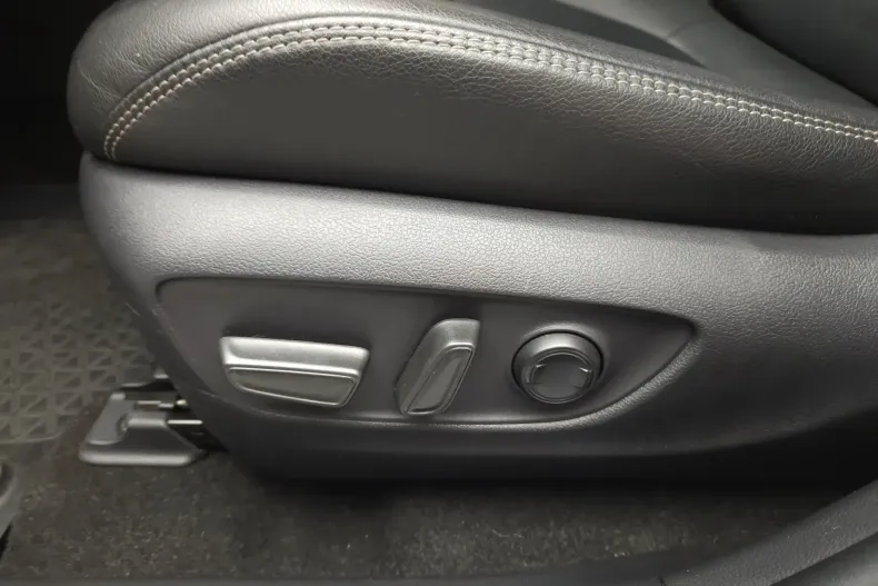 Toyota RAV4 din 2020 cu 128.000 km - oferta TOY131153 - foto 20