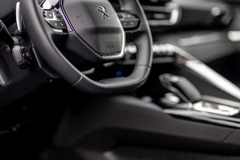 Peugeot 3008 din 2022 cu 18.600 km - oferta PEU131155 - foto 18