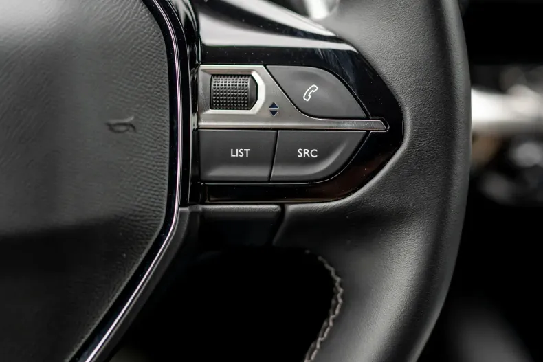 Peugeot 3008 din 2022 cu 18.600 km - oferta PEU131155 - foto 31