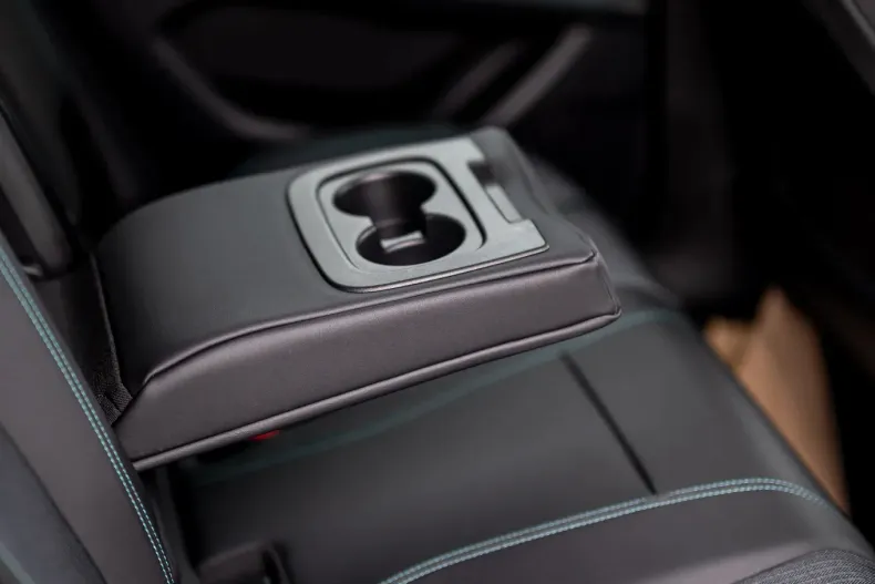 Peugeot 3008 din 2022 cu 18.600 km - oferta PEU131155 - foto 38