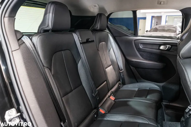 Volvo XC40 din 2020 cu 145.017 km - oferta VOL131172 - foto 7