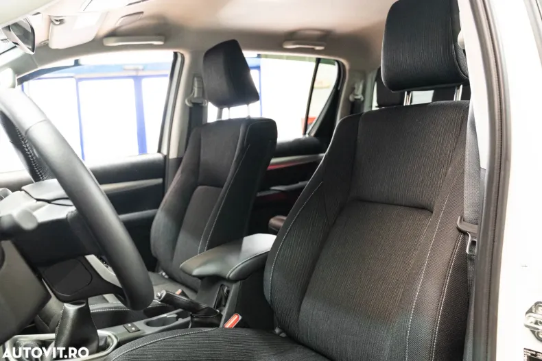 Toyota Hilux din 2025 cu 56 km - oferta TOY131173 - foto 6
