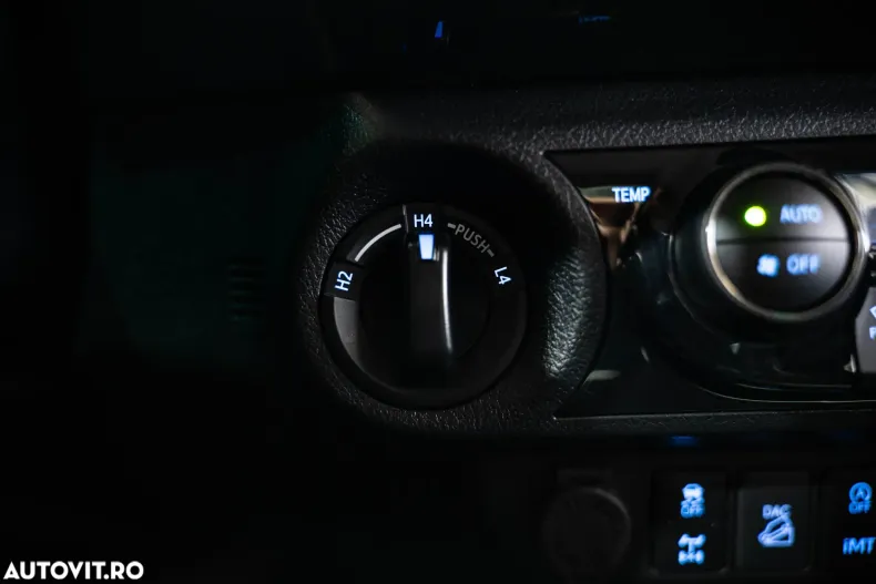 Toyota Hilux din 2025 cu 56 km - oferta TOY131173 - foto 24