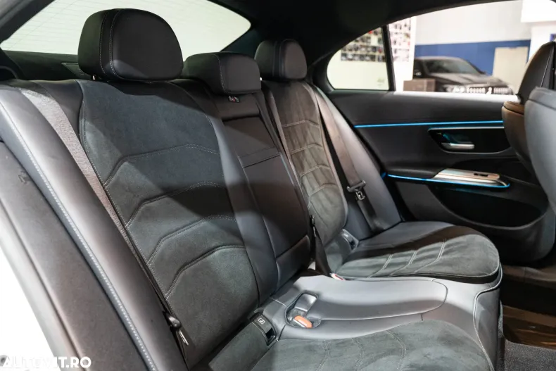 Mercedes-Benz E din 2023 cu 71.973 km - oferta MER131174 - foto 7