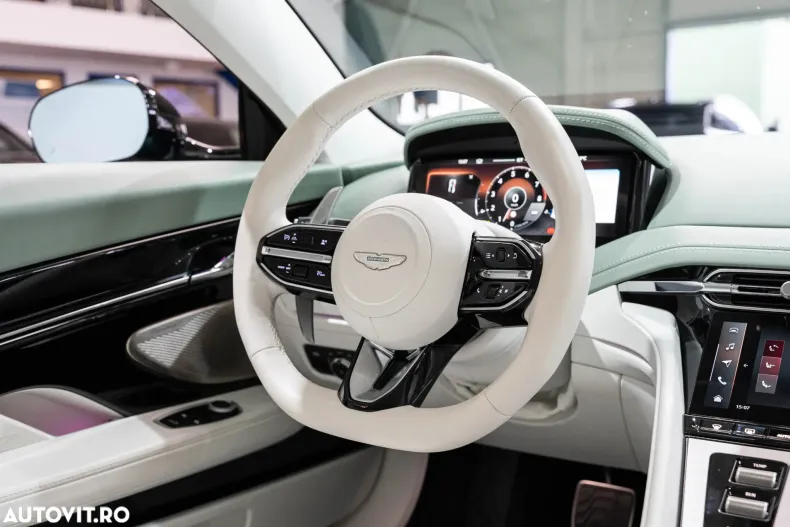 Aston Martin DB12 din 2024 cu 6.784 km - oferta AST131175 - foto 5