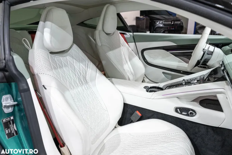 Aston Martin DB12 din 2024 cu 6.784 km - oferta AST131175 - foto 7