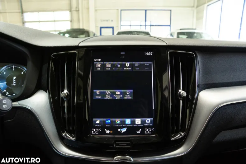 Volvo XC60 din 2020 cu 98.319 km - oferta VOL131181 - foto 20