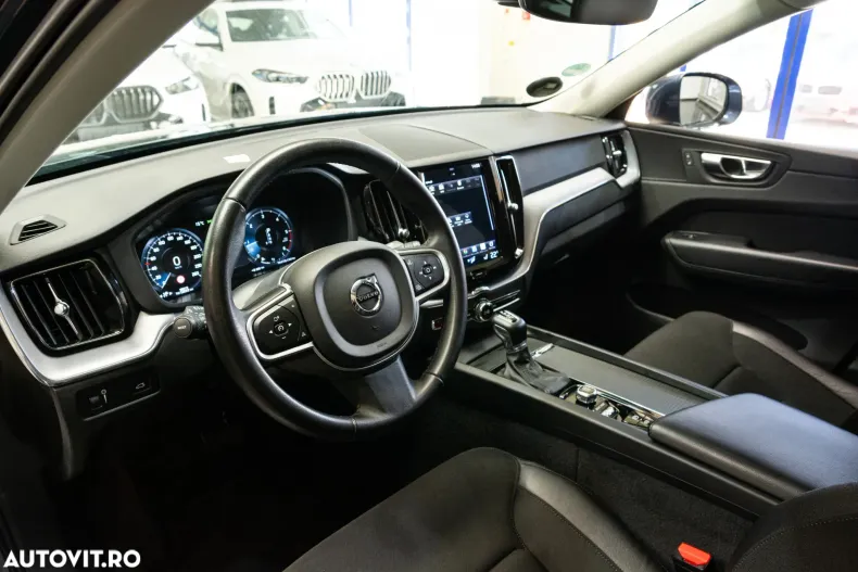 Volvo XC60 din 2020 cu 98.319 km - oferta VOL131181 - foto 27