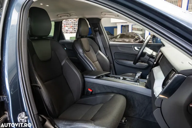 Volvo XC60 din 2020 cu 98.319 km - oferta VOL131181 - foto 29