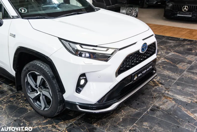Toyota RAV4 din 2022 cu 145.517 km - oferta TOY131183 - foto 13