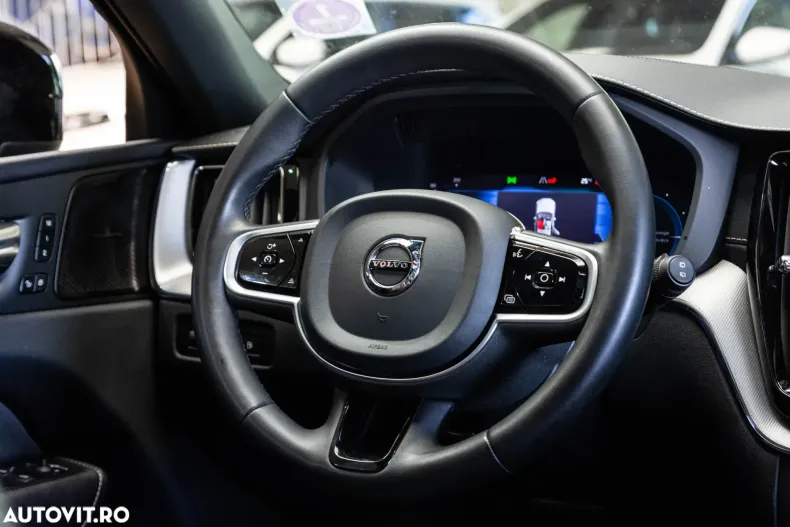 Volvo XC60 din 2022 cu 157.865 km - oferta VOL131194 - foto 14