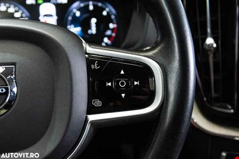 Volvo XC60 din 2020 cu 150.000 km - oferta VOL131200 - foto 21