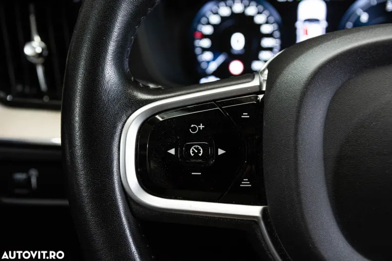 Volvo XC60 din 2020 cu 150.000 km - oferta VOL131200 - foto 22