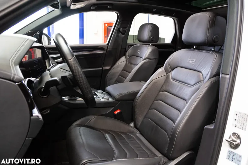 Volkswagen Touareg din 2022 cu 143.448 km - oferta VOL131202 - foto 5