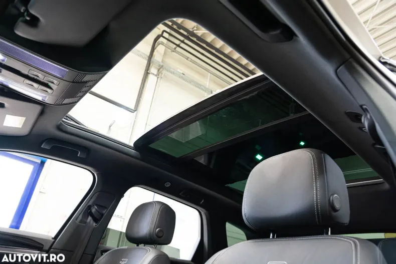 Volkswagen Touareg din 2022 cu 143.448 km - oferta VOL131202 - foto 8