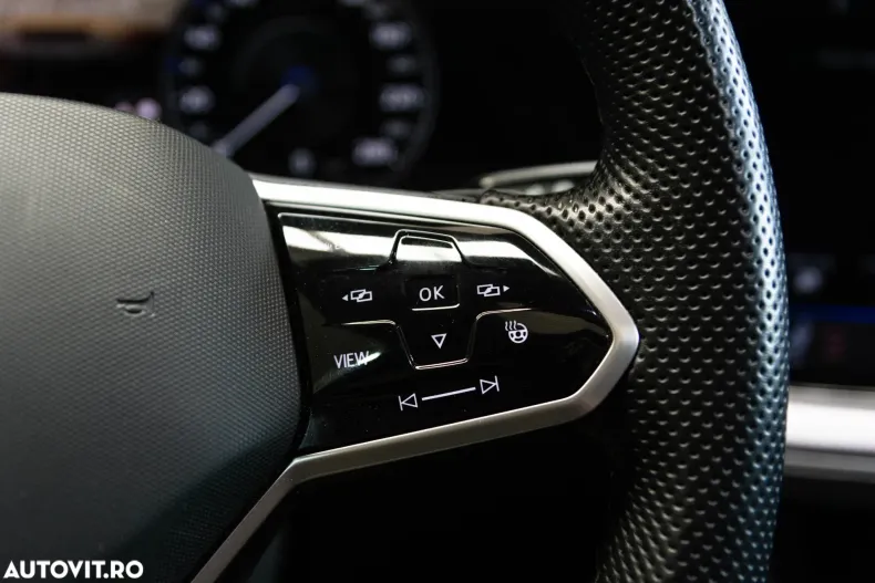 Volkswagen Touareg din 2022 cu 143.448 km - oferta VOL131202 - foto 22