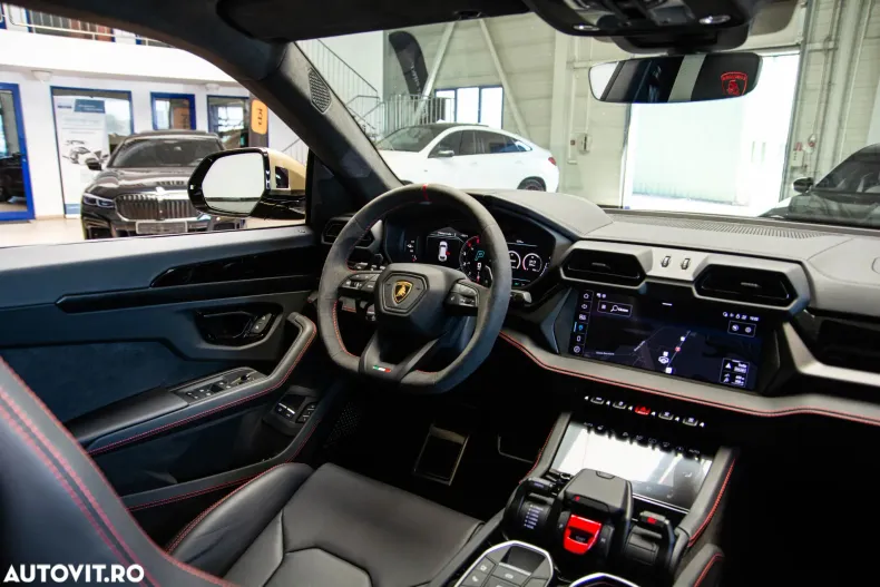 Lamborghini Urus din 2025 cu 9.000 km - oferta LAM131212 - foto 8