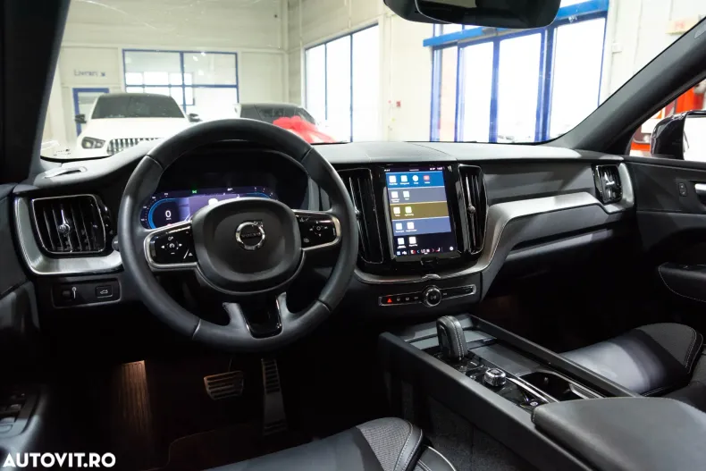 Volvo XC60 din 2022 cu 48.000 km - oferta VOL131213 - foto 14