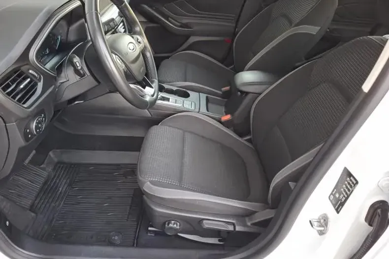 Ford Focus din 2022 cu 66.988 km - oferta FOR131226 - foto 12